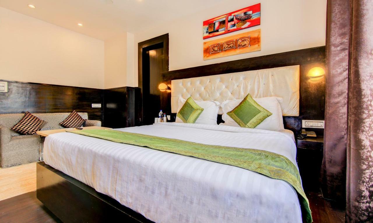 Treebo Trend Lavish Inn Dharamshala Exterior photo