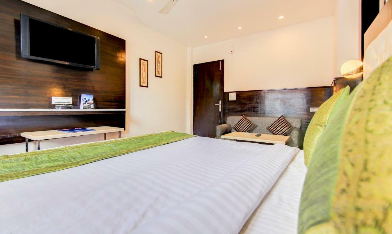 Treebo Trend Lavish Inn Dharamshala Exterior photo